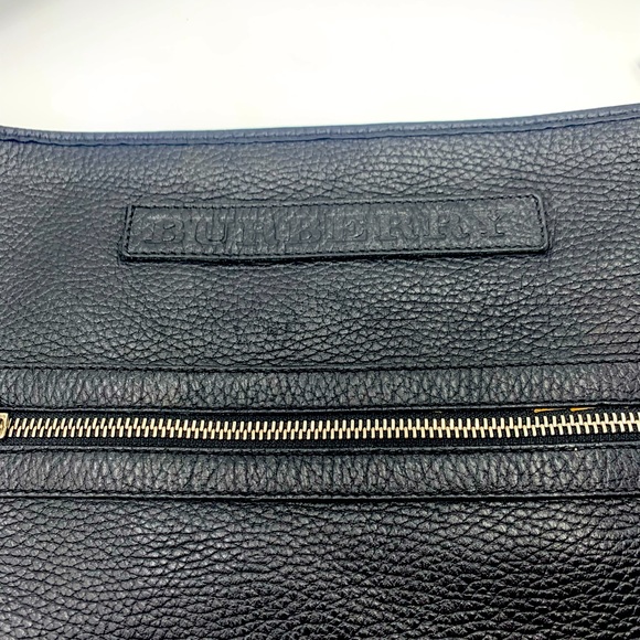 Burberry Bags Auth Burberry Black Pebble Grain Leather Hobo Messenger Bag Excellent Preloved
